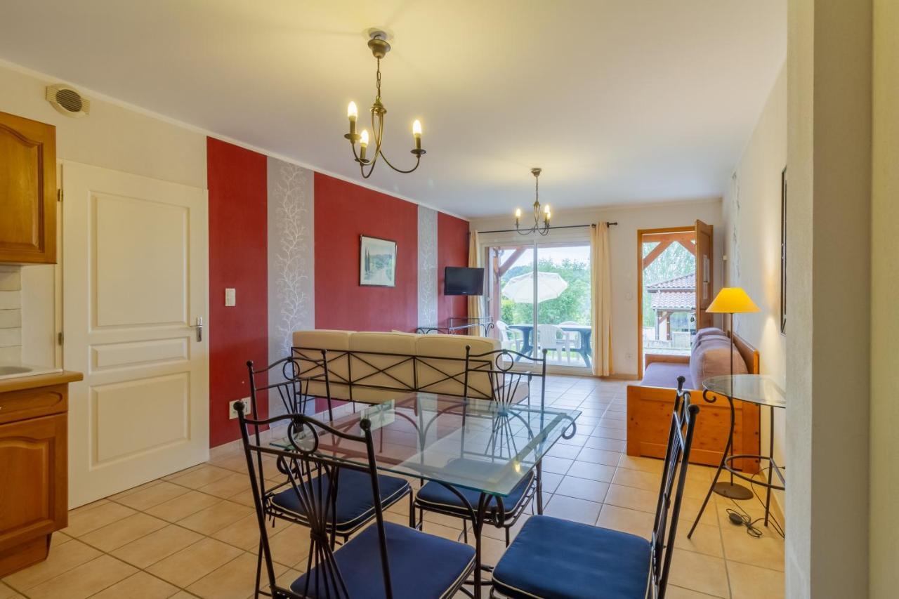 Ferienwohnung La Sarlaterra - Appt Avec Piscine Partagee Exterior foto