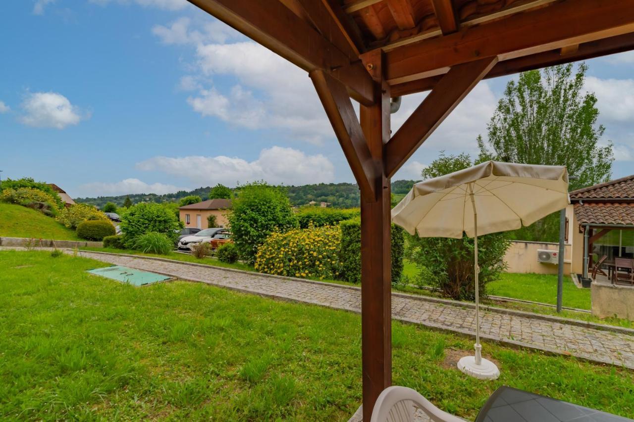 Ferienwohnung La Sarlaterra - Appt Avec Piscine Partagee Exterior foto